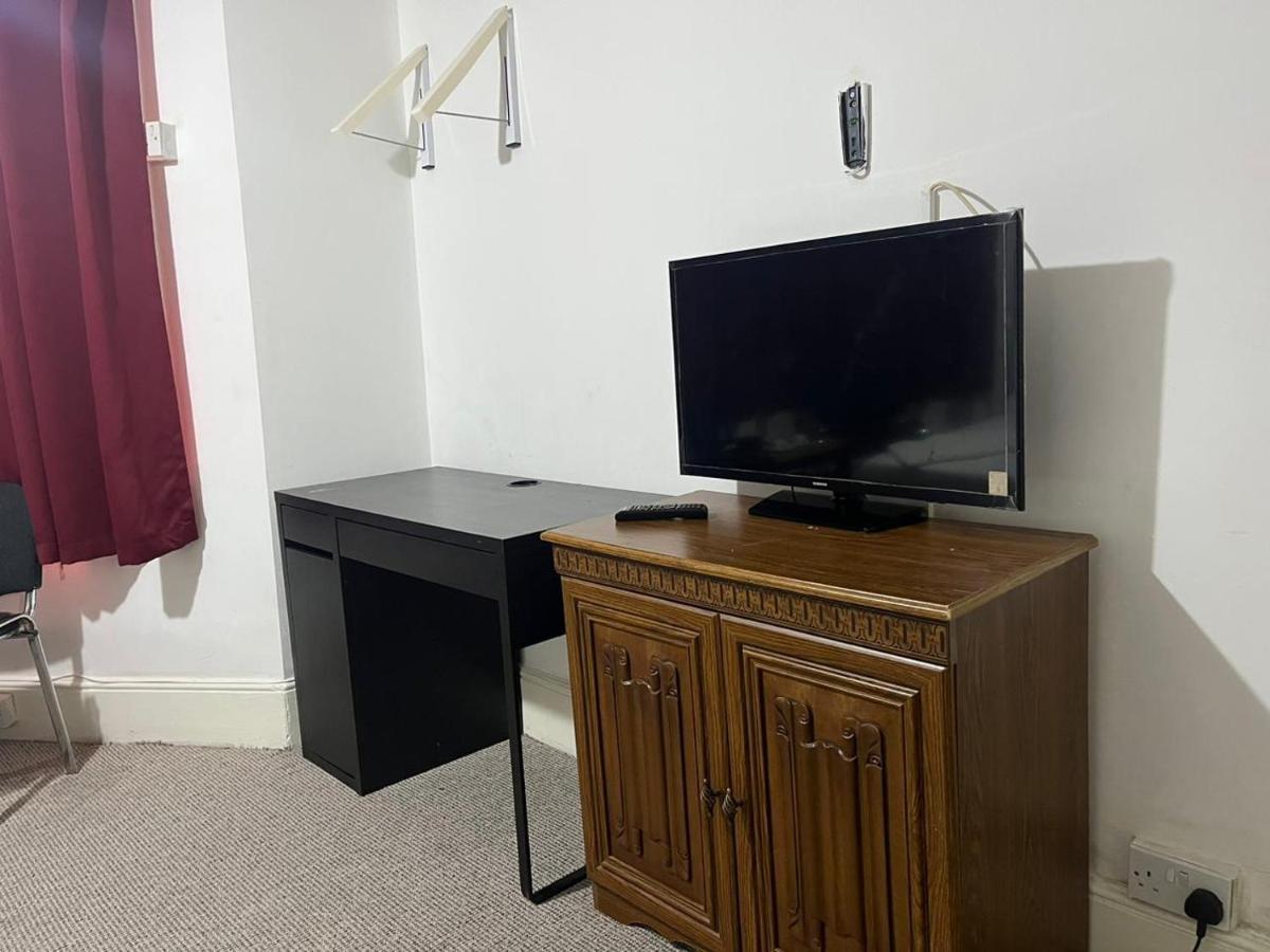 Saji Hotel Illford Илфорд Экстерьер фото